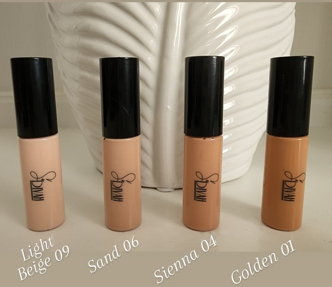 TRAVEL-SIZE SHEER LIQUID CONCEALER