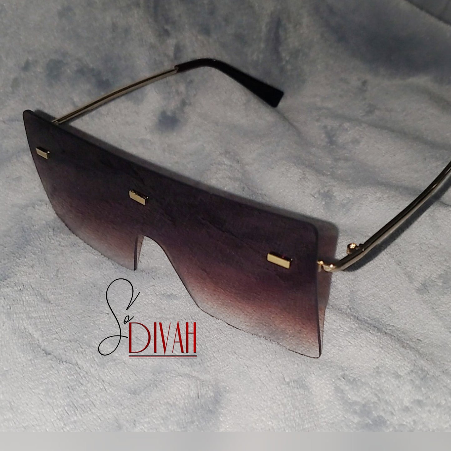 BROWN & GOLD SUNGLASSES