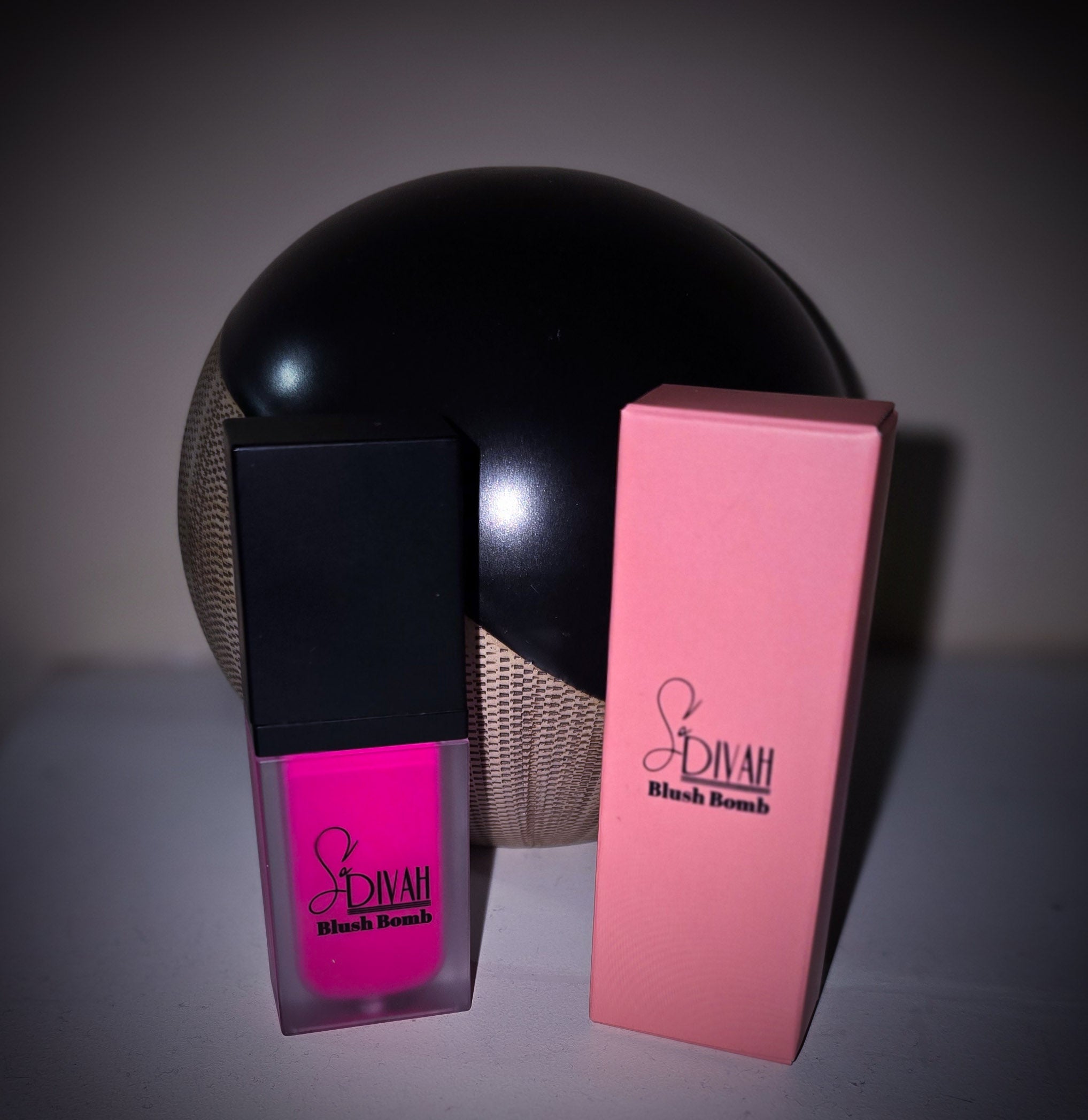 BLUSH BOMB