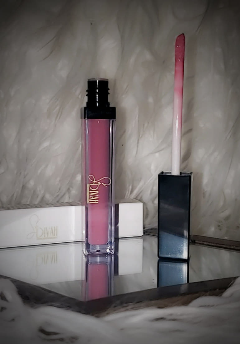 BUBBLY LIP CREAM GLOSS