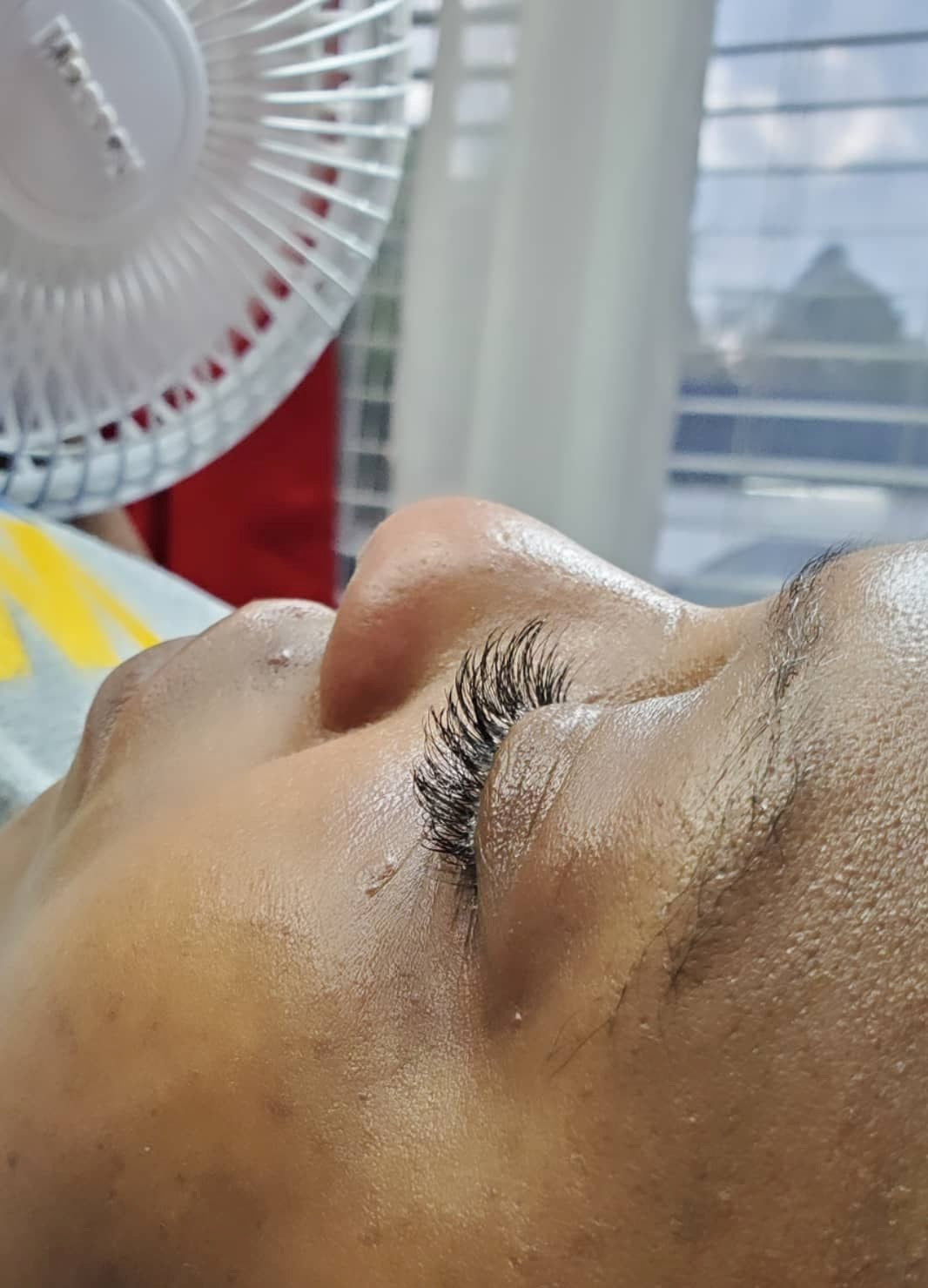 NATURAL LASH CLUSTERS