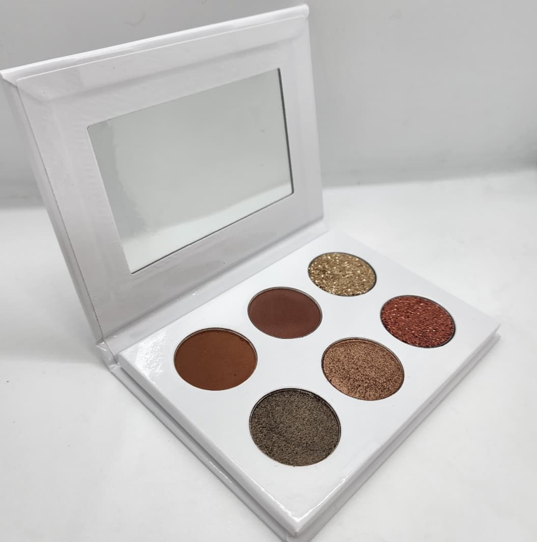 CLASSICS: TRAVEL SIZE EYESHADOW PALETTE