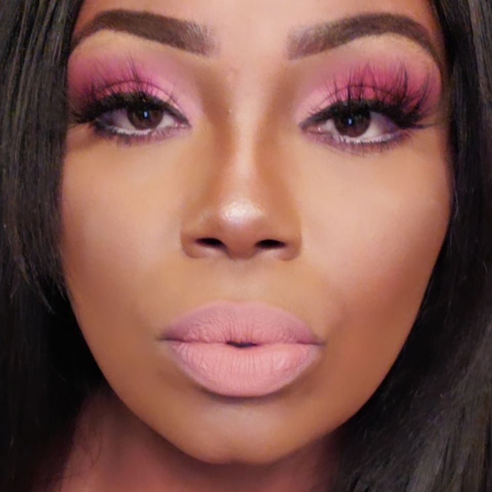 INTOXICATING LASHES