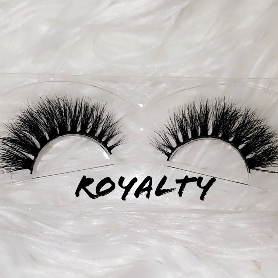 ROYALTY LASHES