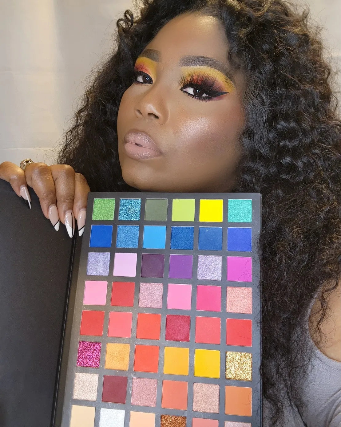 BE BOLD EYESHADOW PALETTE