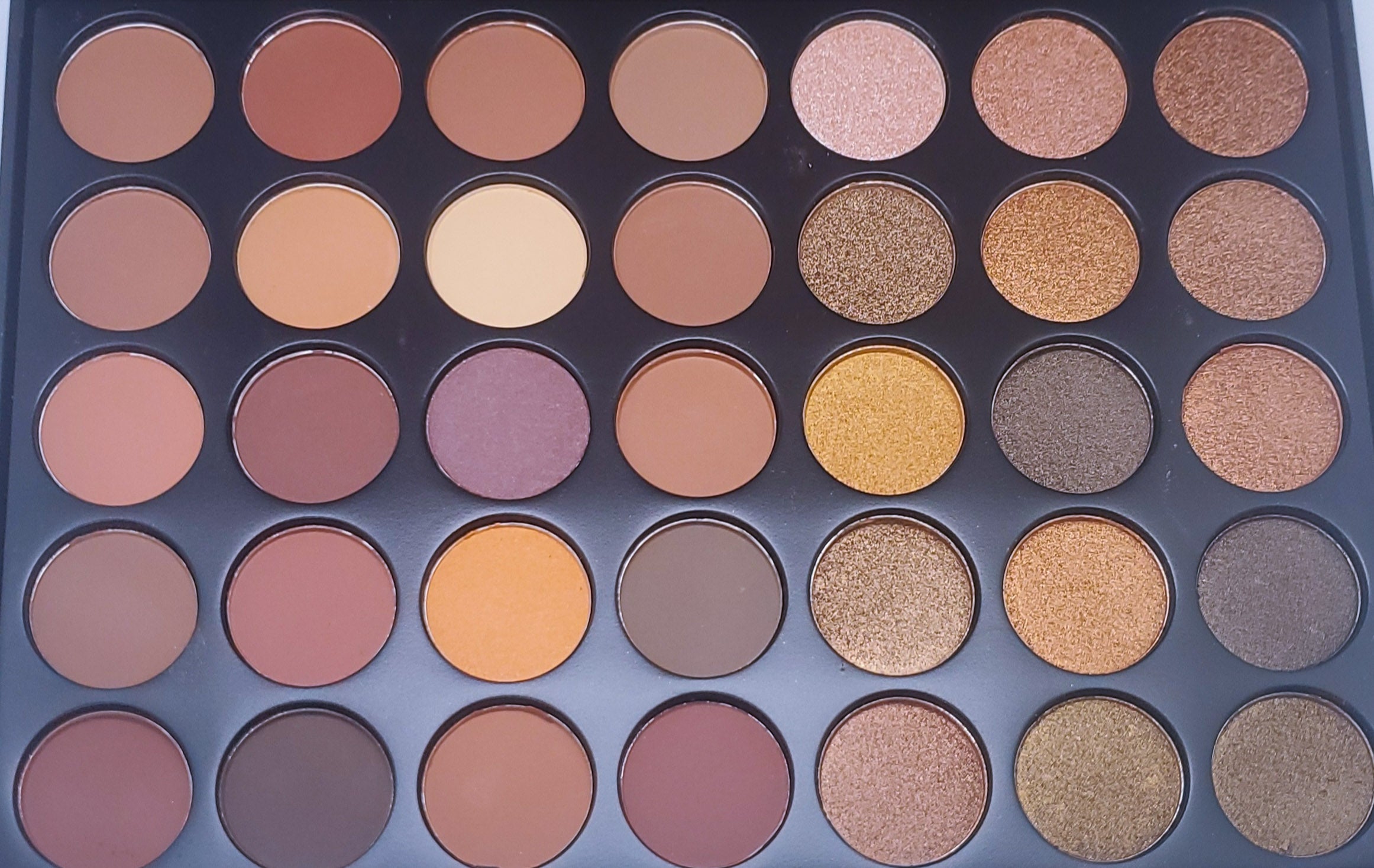 MEET THE BROWNS EYESHADOW PALETTE