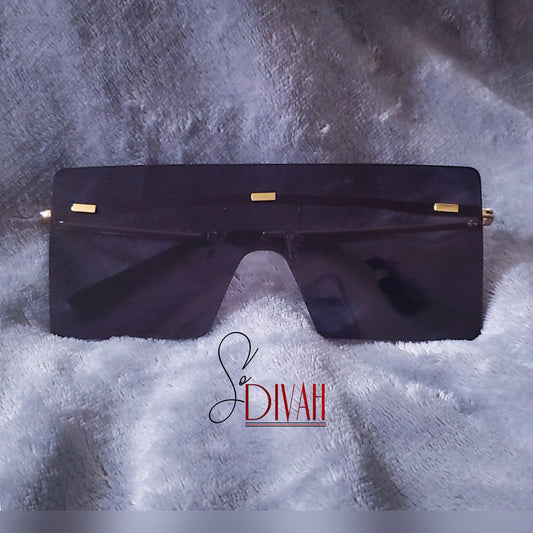 BLACK & GOLD SUNGLASSES