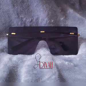 BLACK & GOLD SUNGLASSES