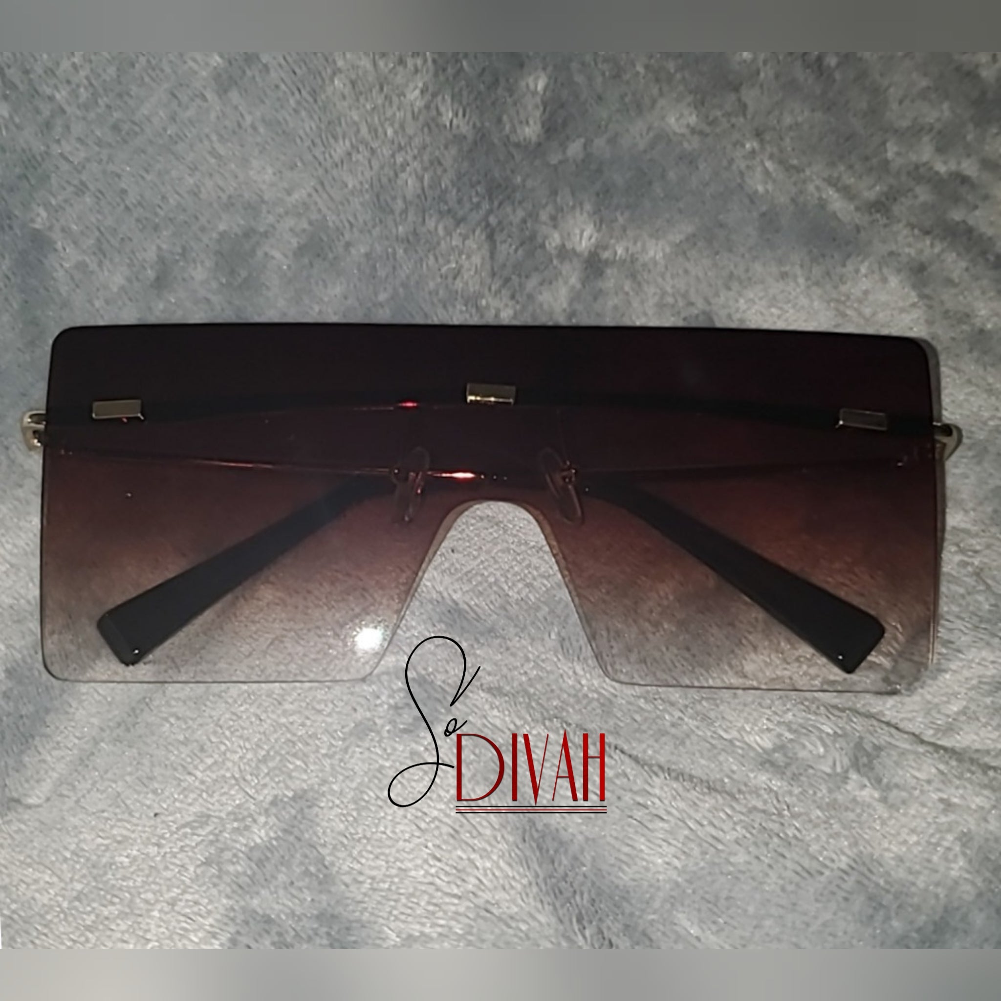 BROWN & GOLD SUNGLASSES