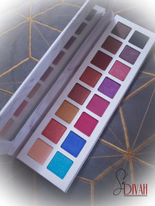 MARBLED LUXE EYESHADOW PALETTE